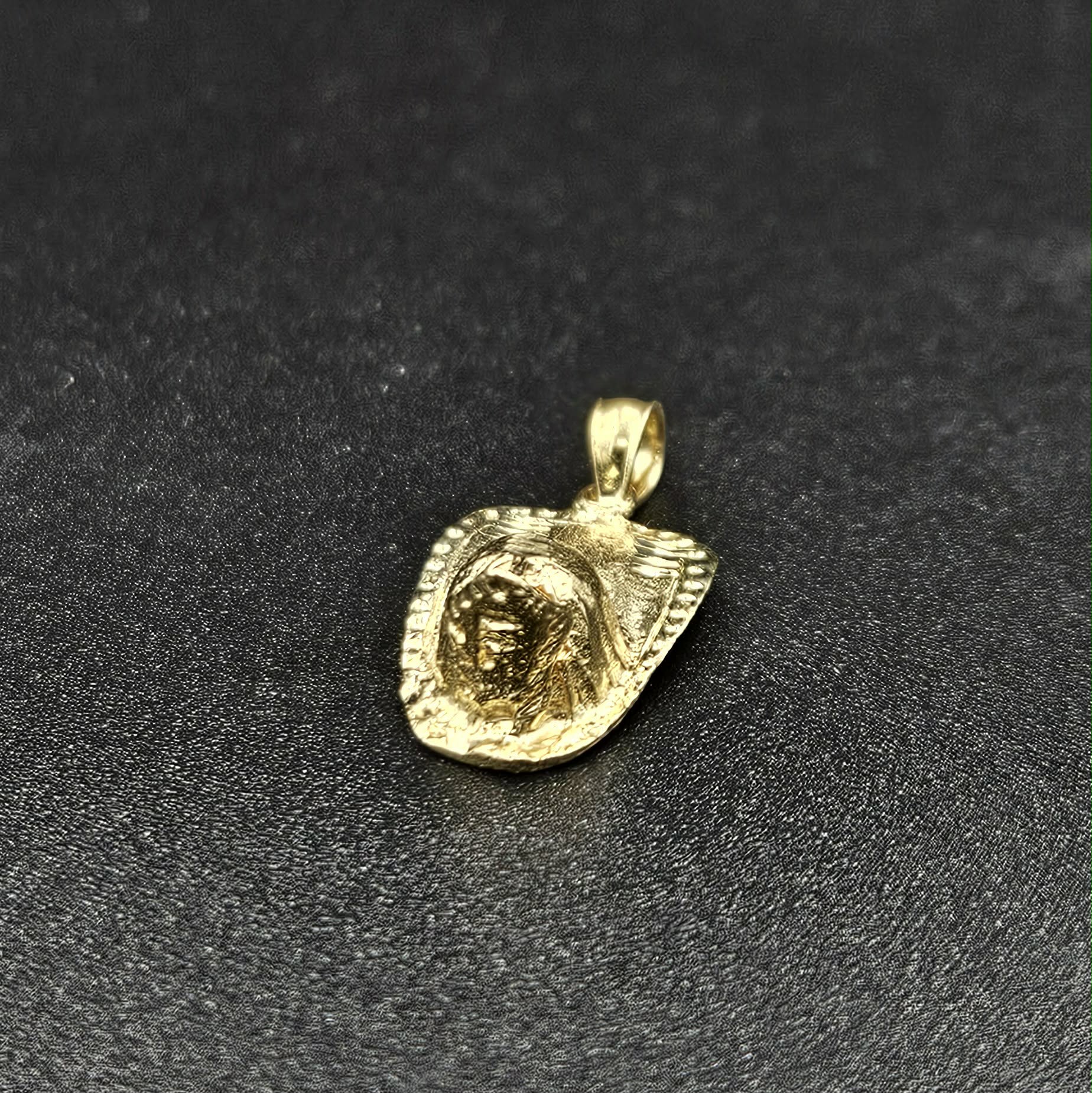 14ct Yellow Gold FireFighter Hat