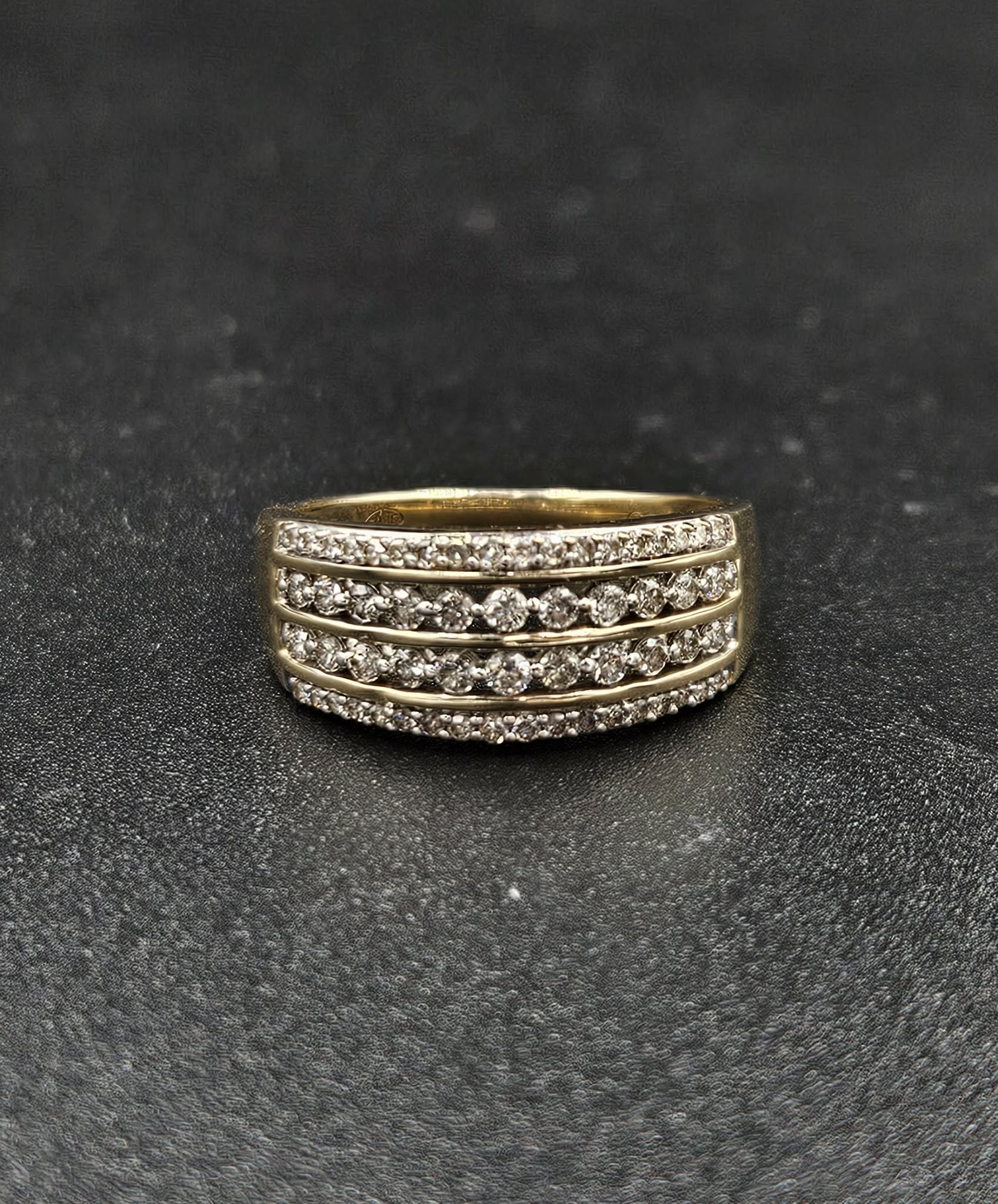 9ct Yellow Gold Diamond Ring