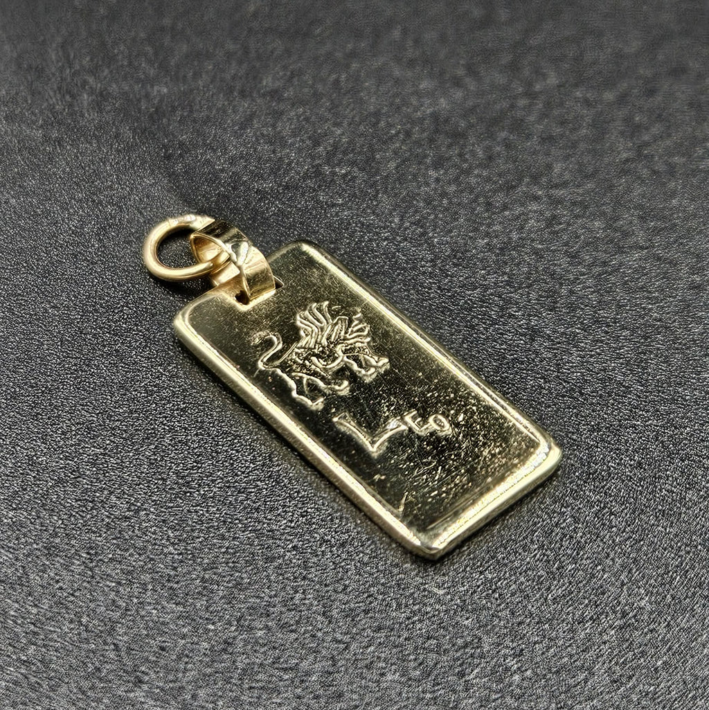 9ct Yellow Gold LEO Pendant