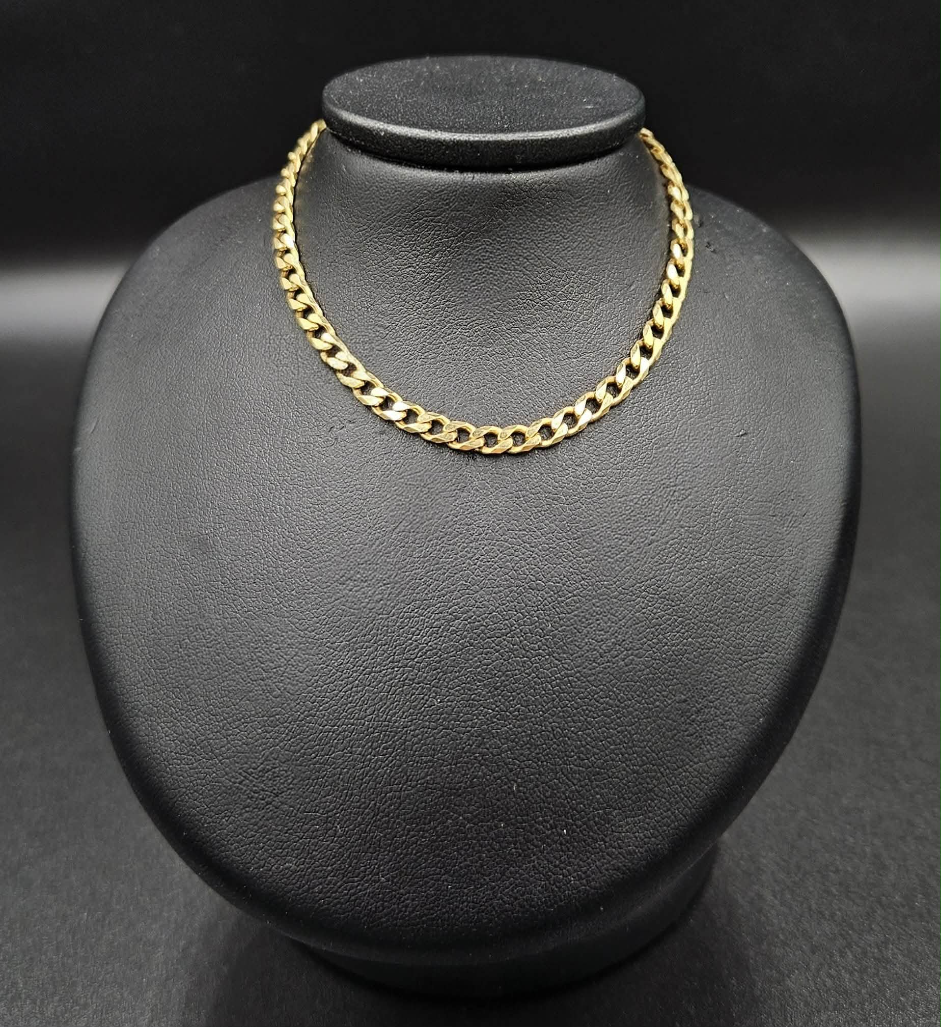 9ct Yellow Gold Curb Style Bracelet