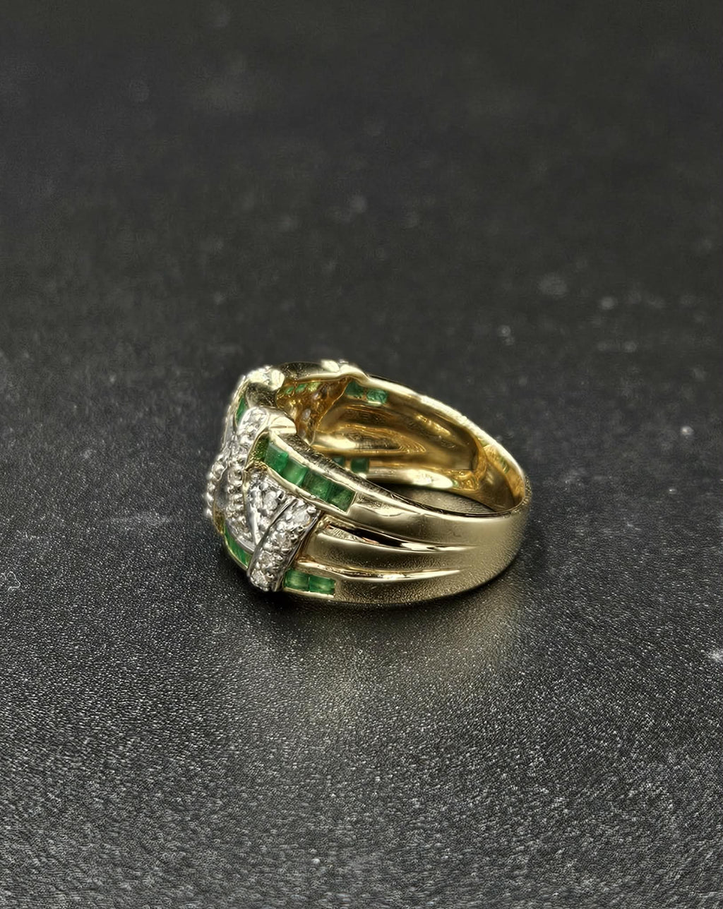 14ct Yellow Gold Emerald & Diamond Ring