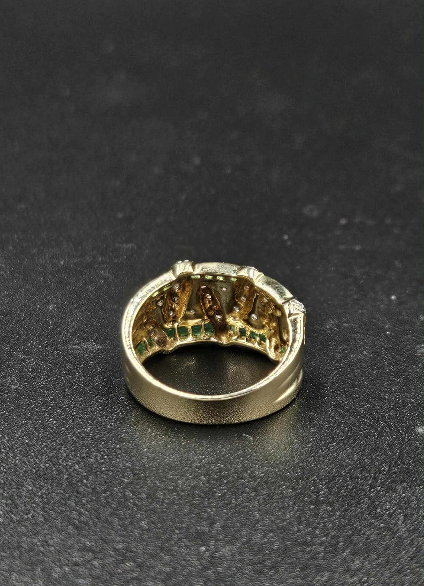 14ct Yellow Gold Emerald & Diamond Ring
