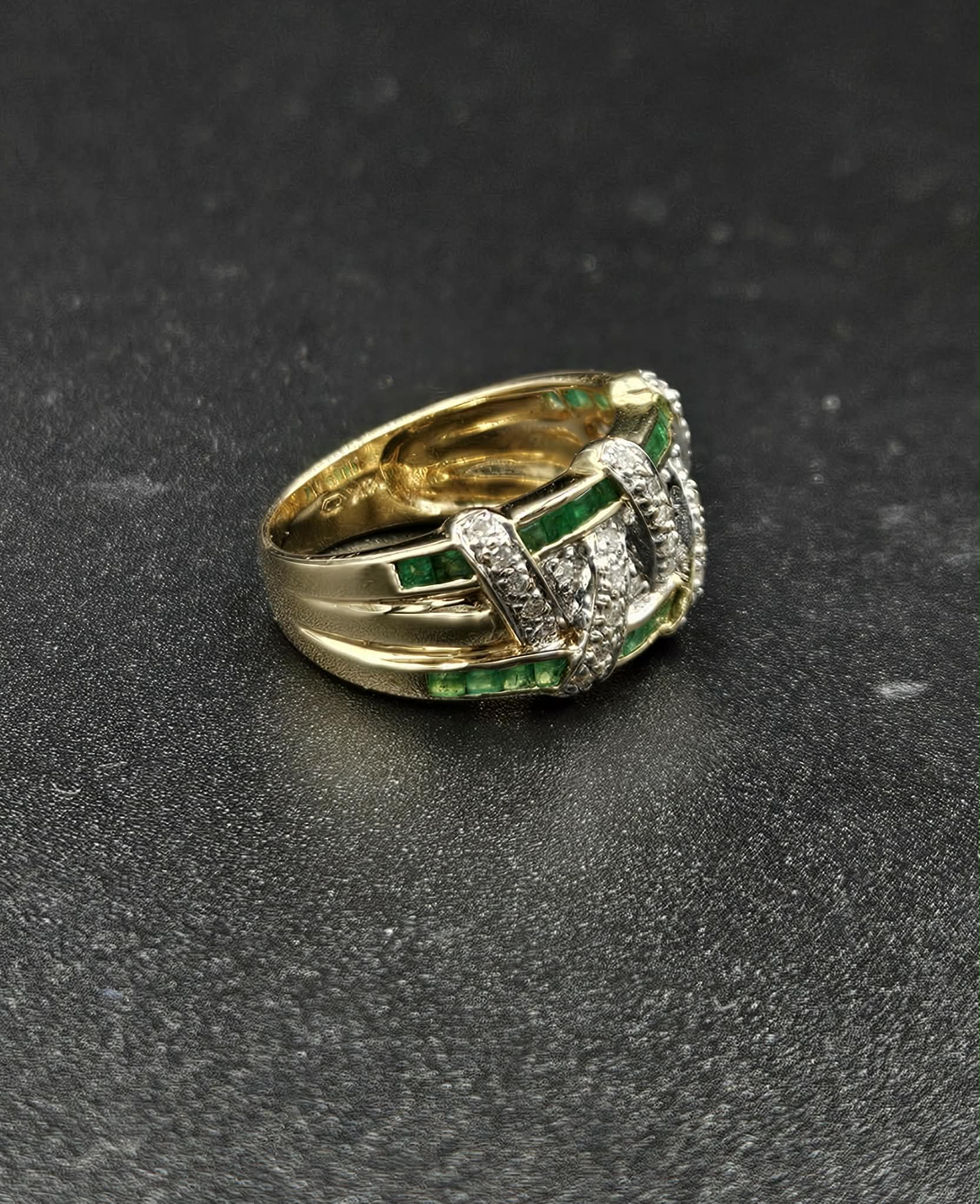 14ct Yellow Gold Emerald & Diamond Ring