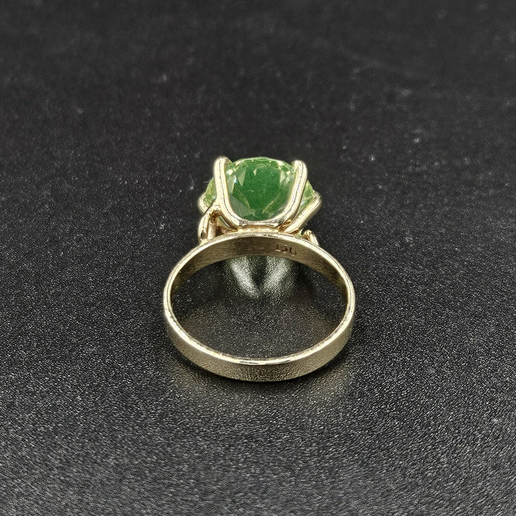 9ct Yellow Gold Green Stone