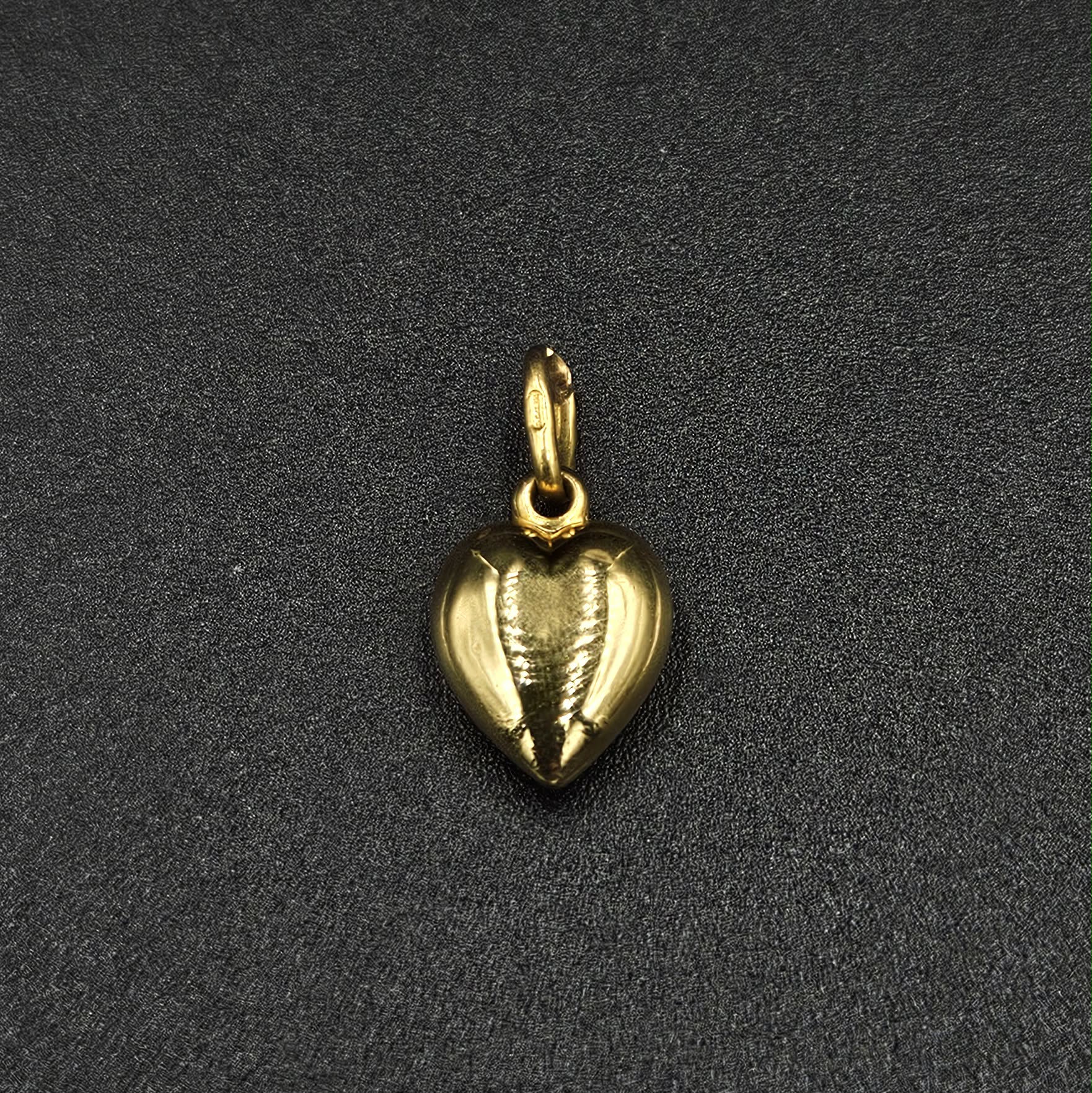 18ct Yellow Gold Heart Pendant