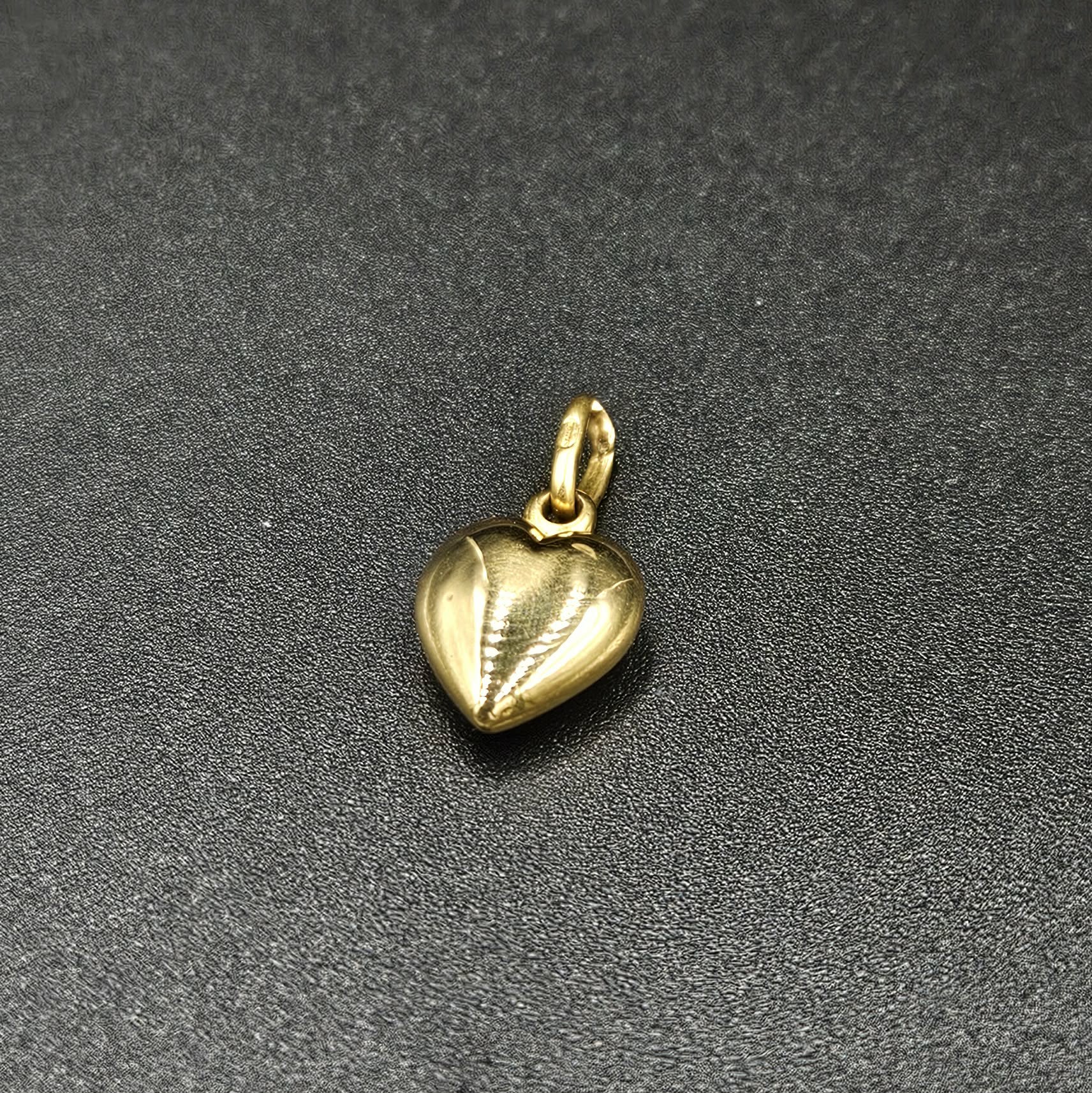 18ct Yellow Gold Heart Pendant