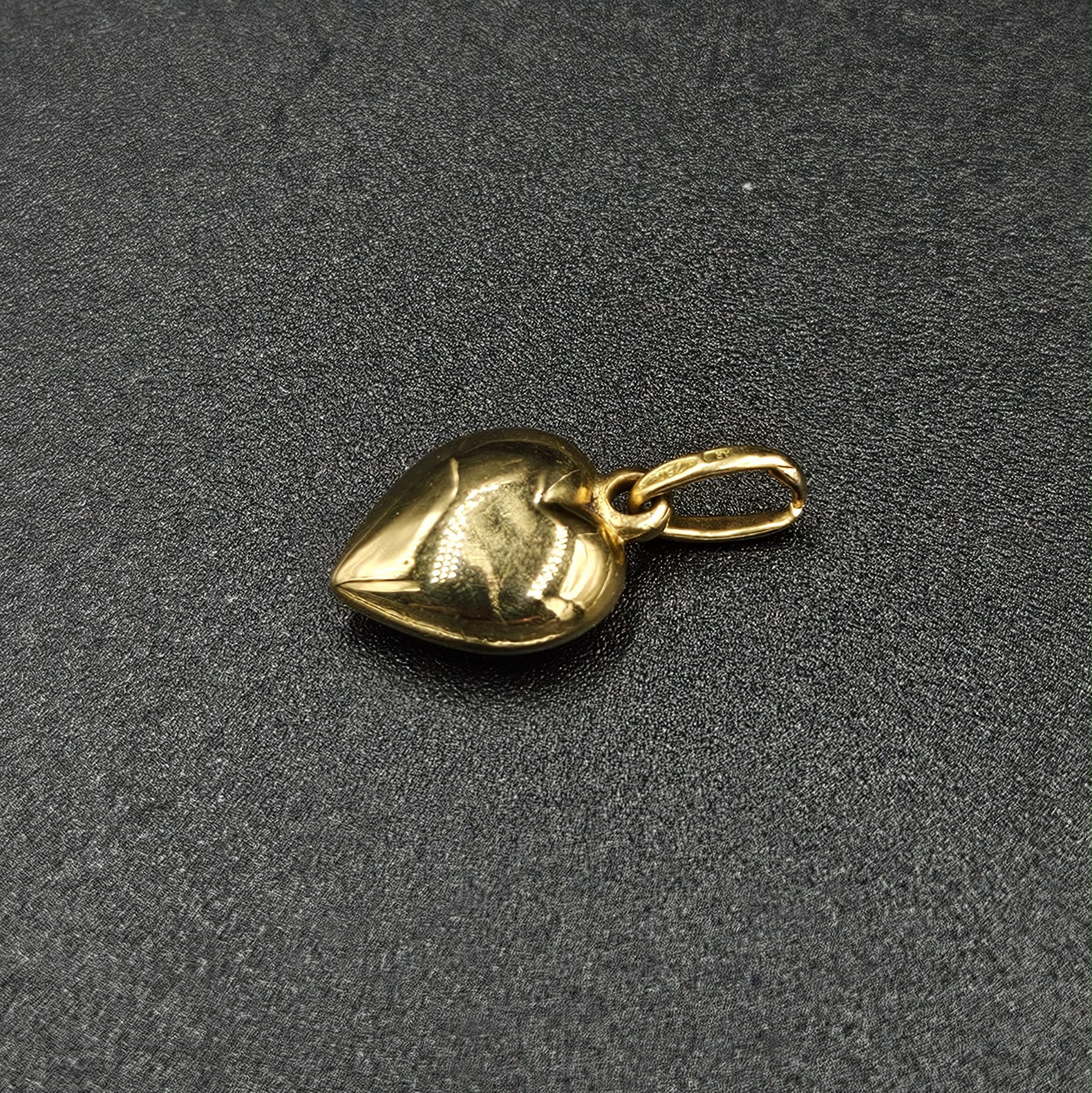 18ct Yellow Gold Heart Pendant