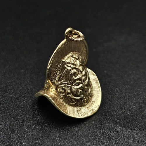 375 9ct Yellow Gold Vintage Hat Pendant / Charm