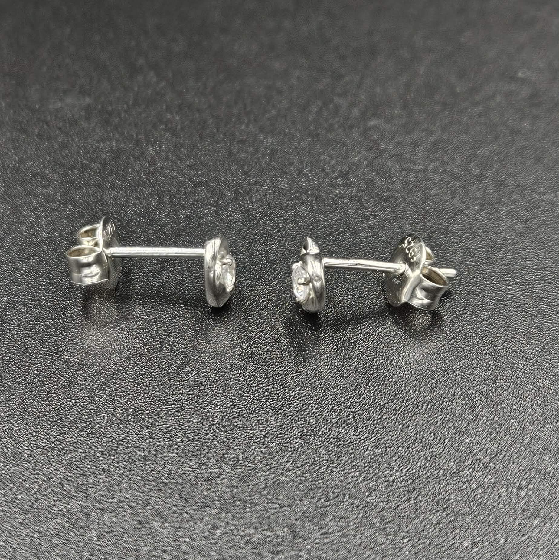 925 Sterling Silver Cubic Zirconia Heart Stud Earrings
