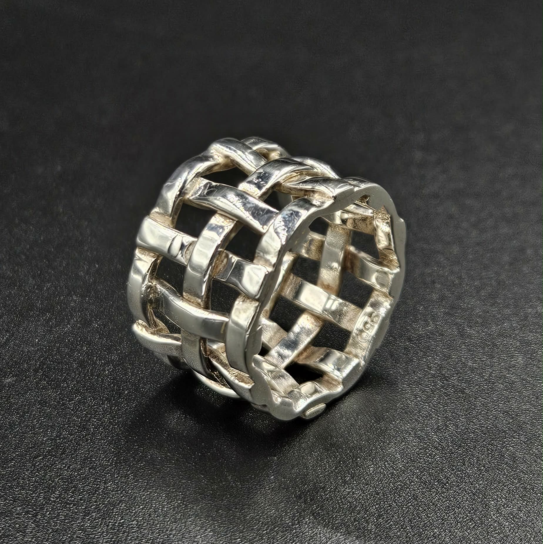 950 Sterling Silver Woven Basket Weave Style Ring