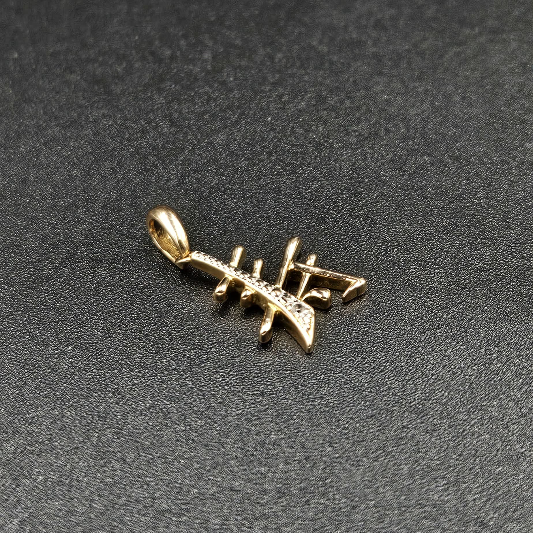 9ct Yellow Gold Diamond Kotobuki Logo Pendant