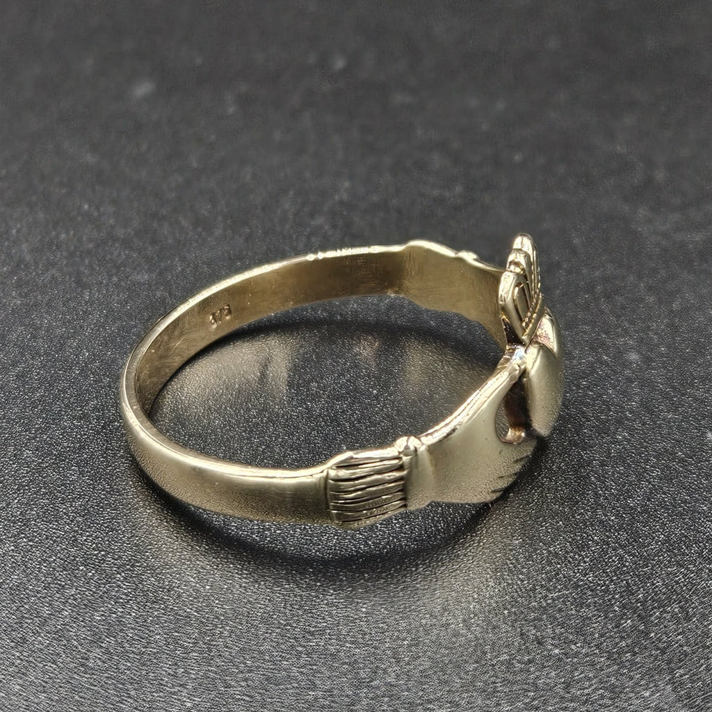 9ct Yellow gold Heart, Crown & Hands Ring
