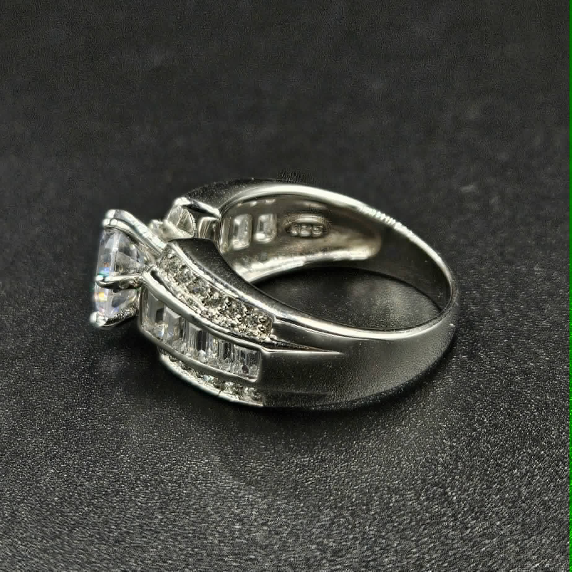 Brand New 925 Silver Cubic Zirconia Size N Ring
