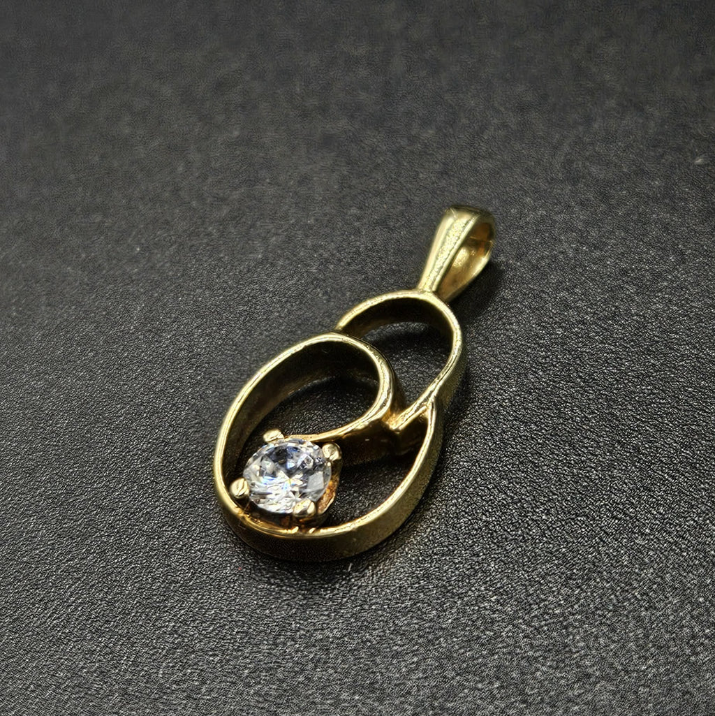 9ct Yellow Gold Cubic Zirconia Pendant