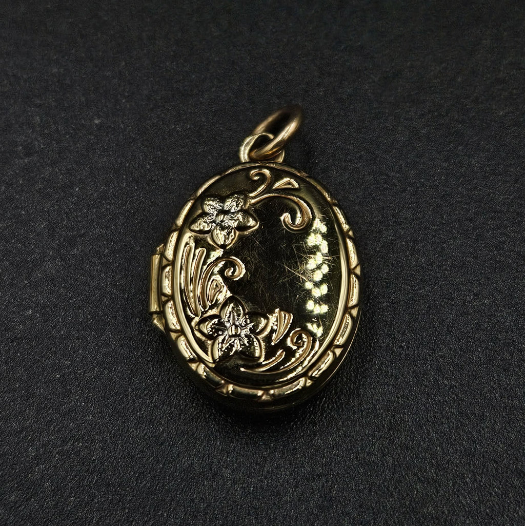 9ct Yellow Gold Photo Locket