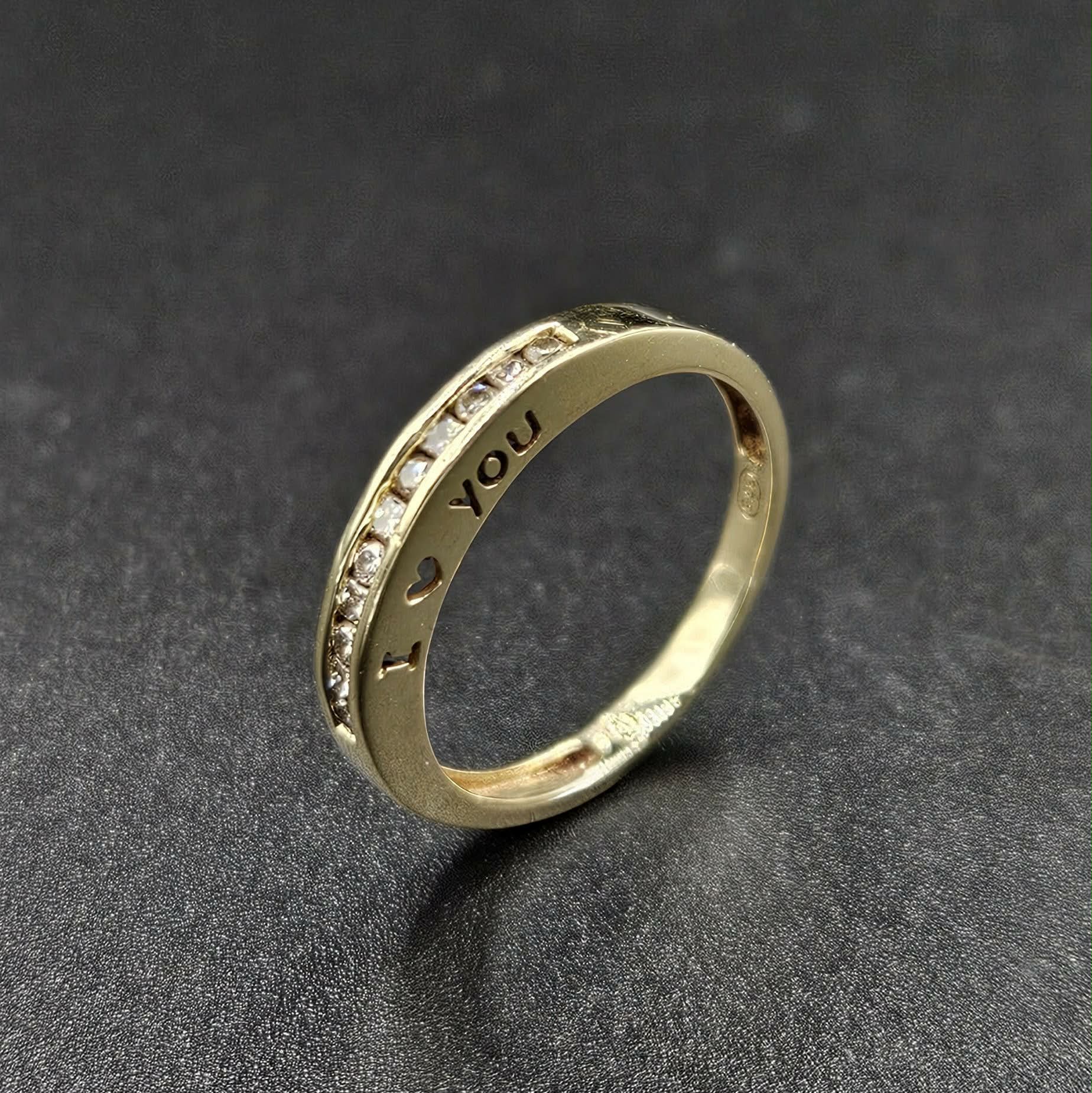 9ct Yellow Gold "I LOVE YOU' Ring