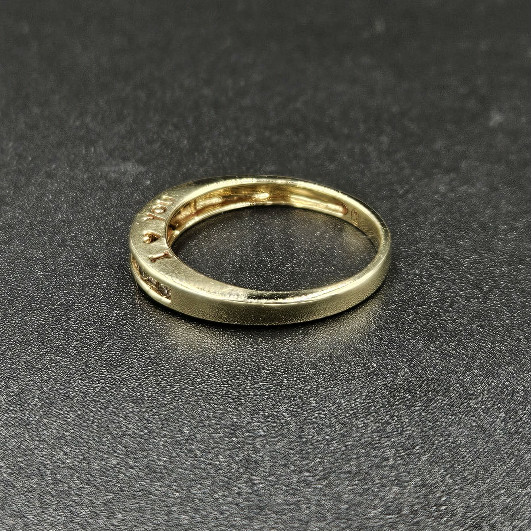 9ct Yellow Gold "I LOVE YOU' Ring