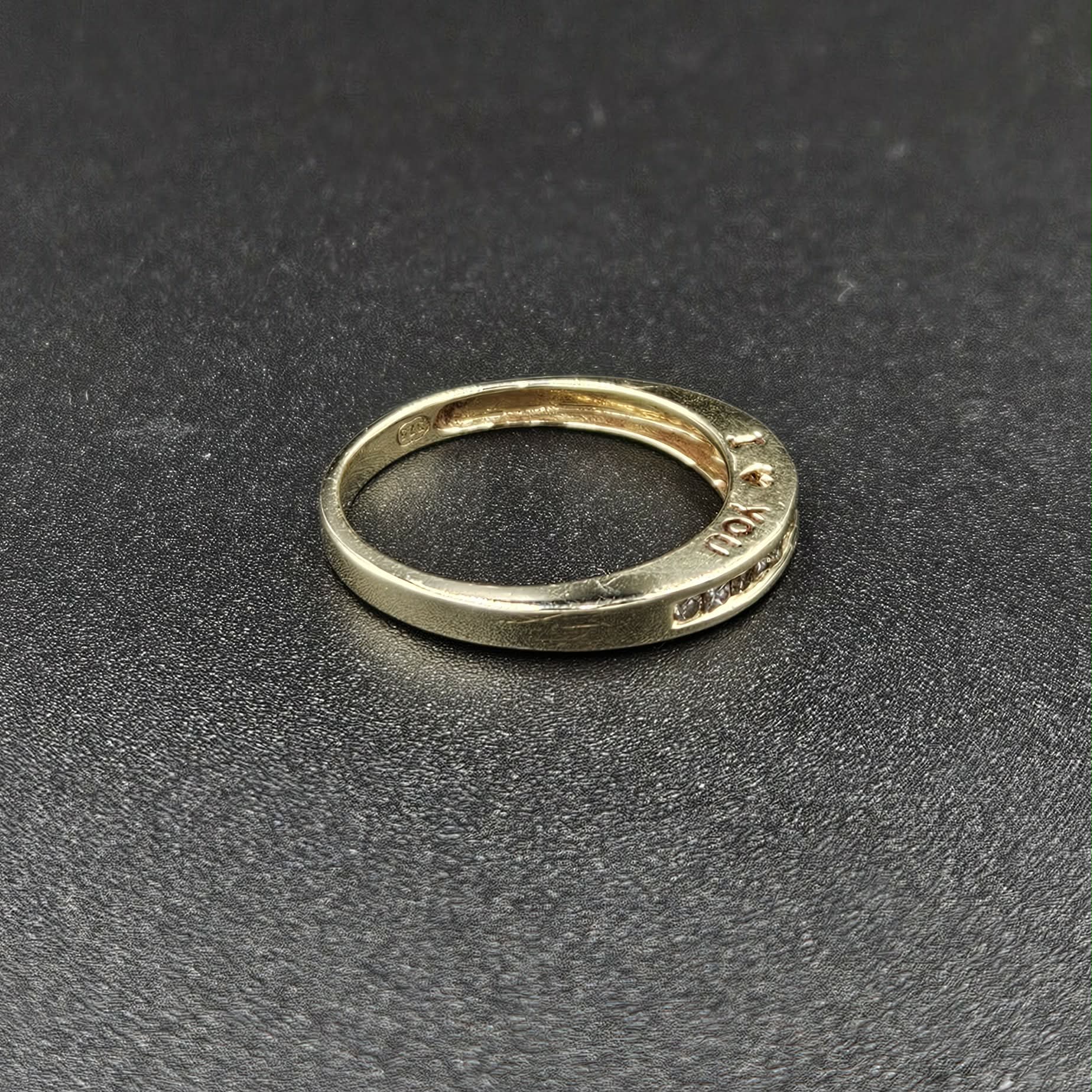9ct Yellow Gold "I LOVE YOU' Ring