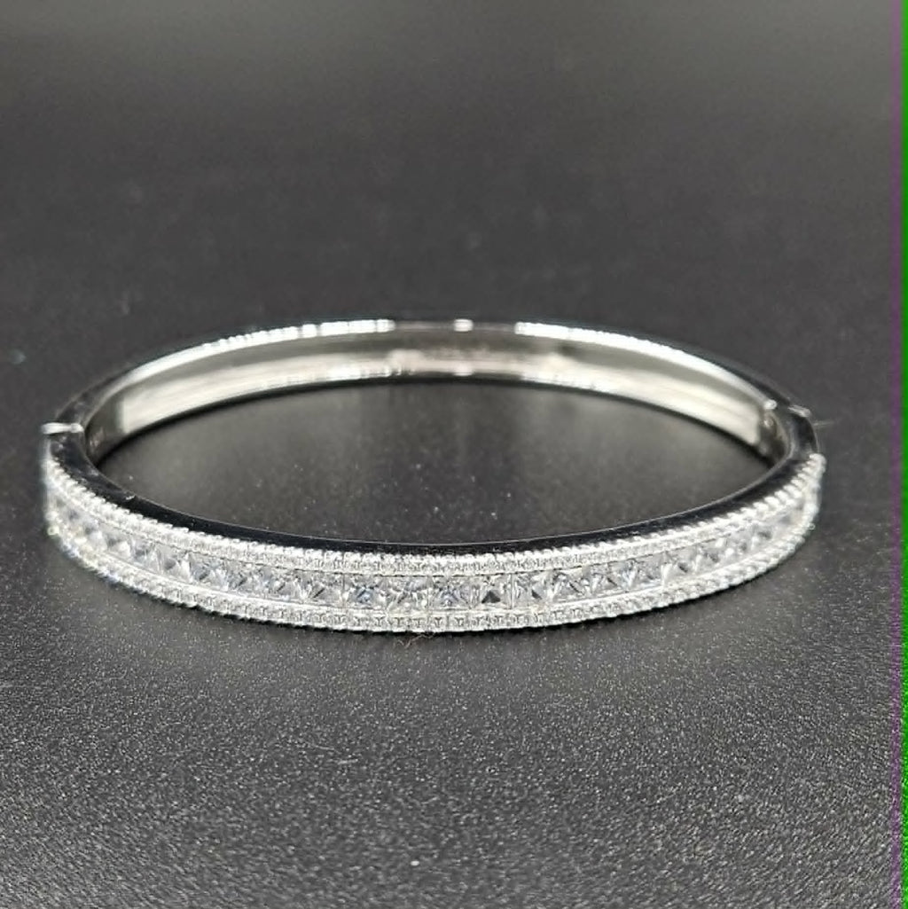 Brand New, Never Worn Cubic Zirconia Silver Opening Bangle