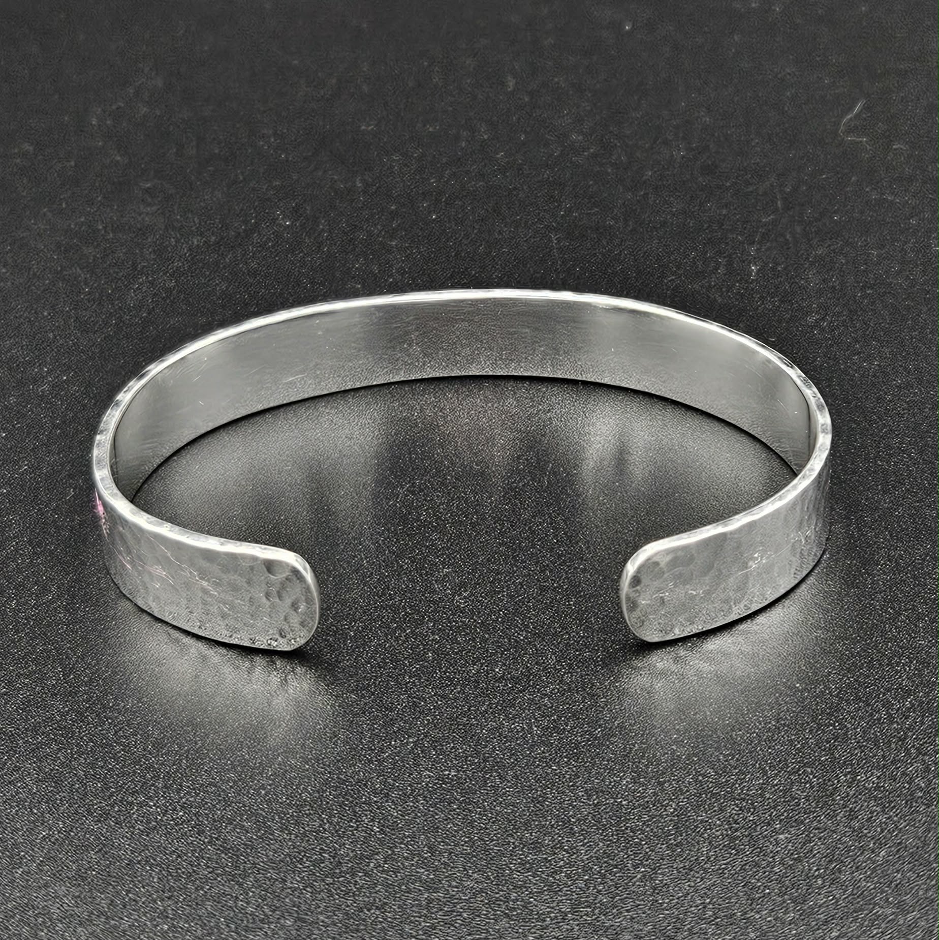 Silver Plated Ripple Effect Bangle