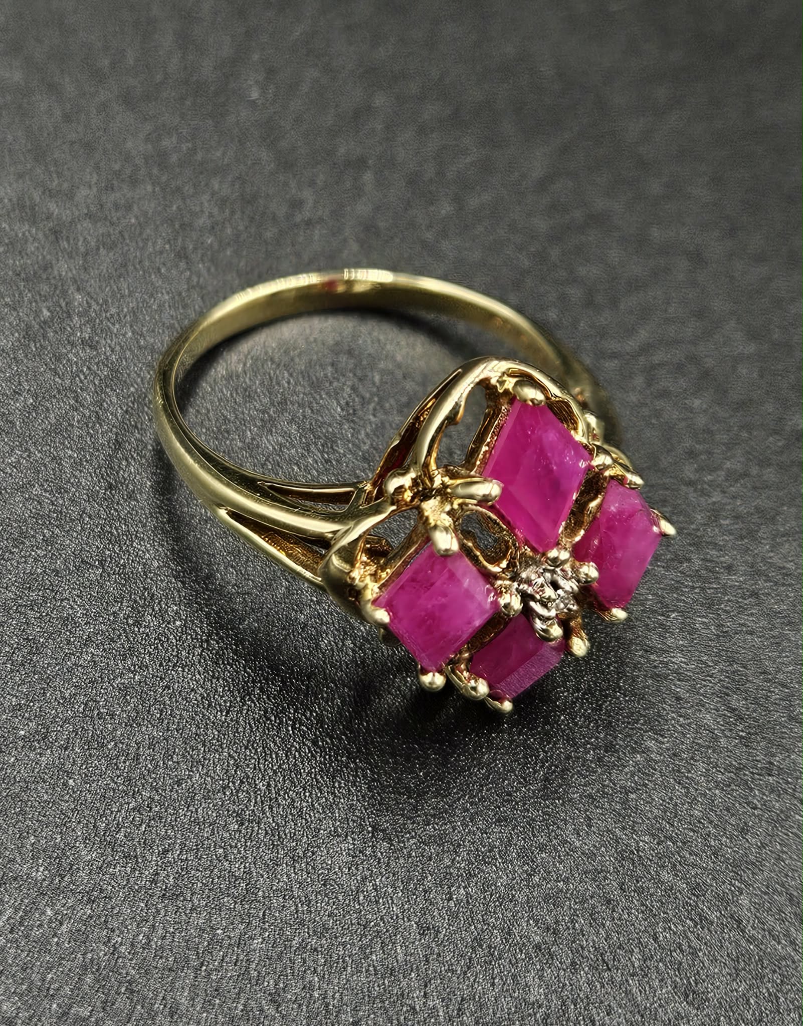 10ct Yellow Gold Pink Topaz & Diamond Ring