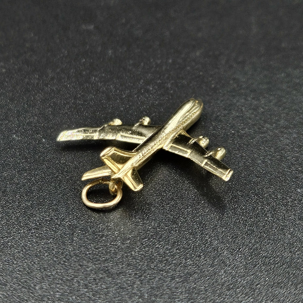 9ct Yellow Gold Plane Pendant