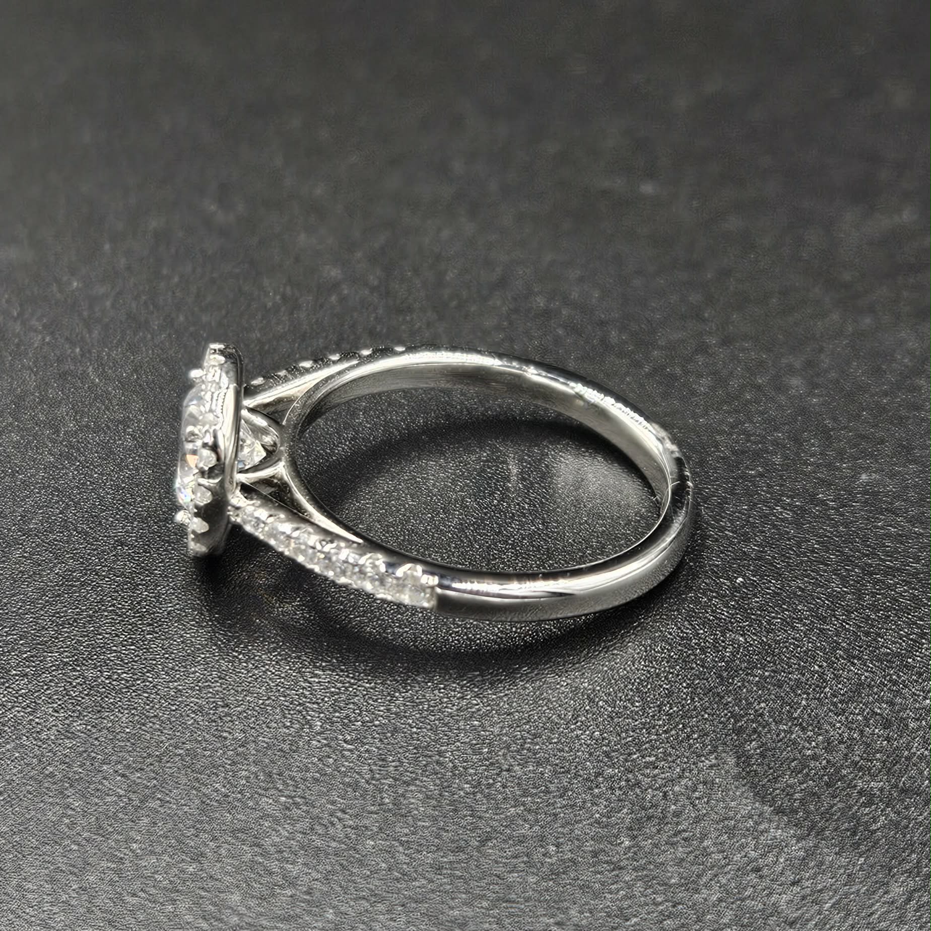 Brand New Sterling Silver 925 Cubic Zirconia Ring