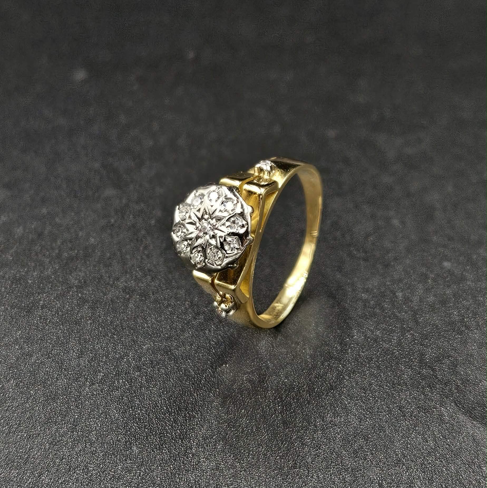 18ct Yellow & White Gold Diamond Ring