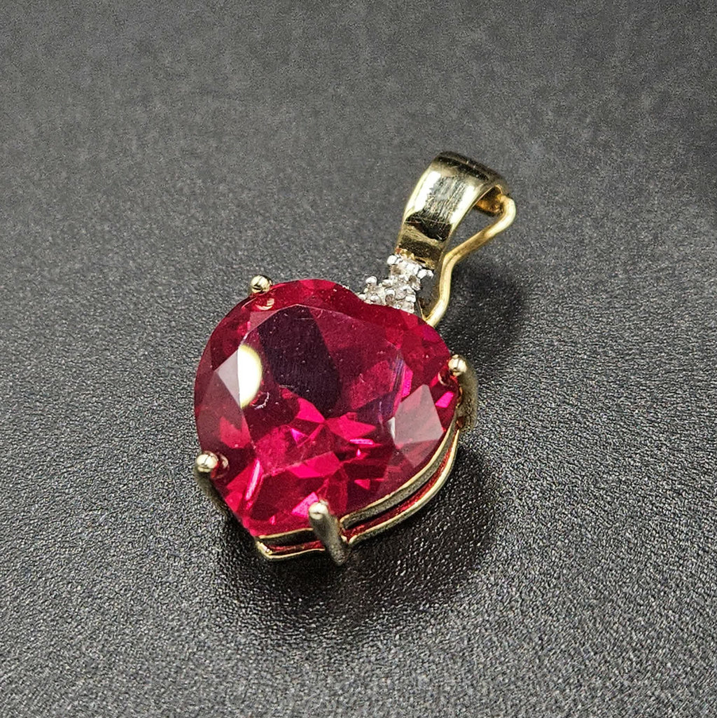 9ct Yellow Gold red Ruby & Diamond Pendant