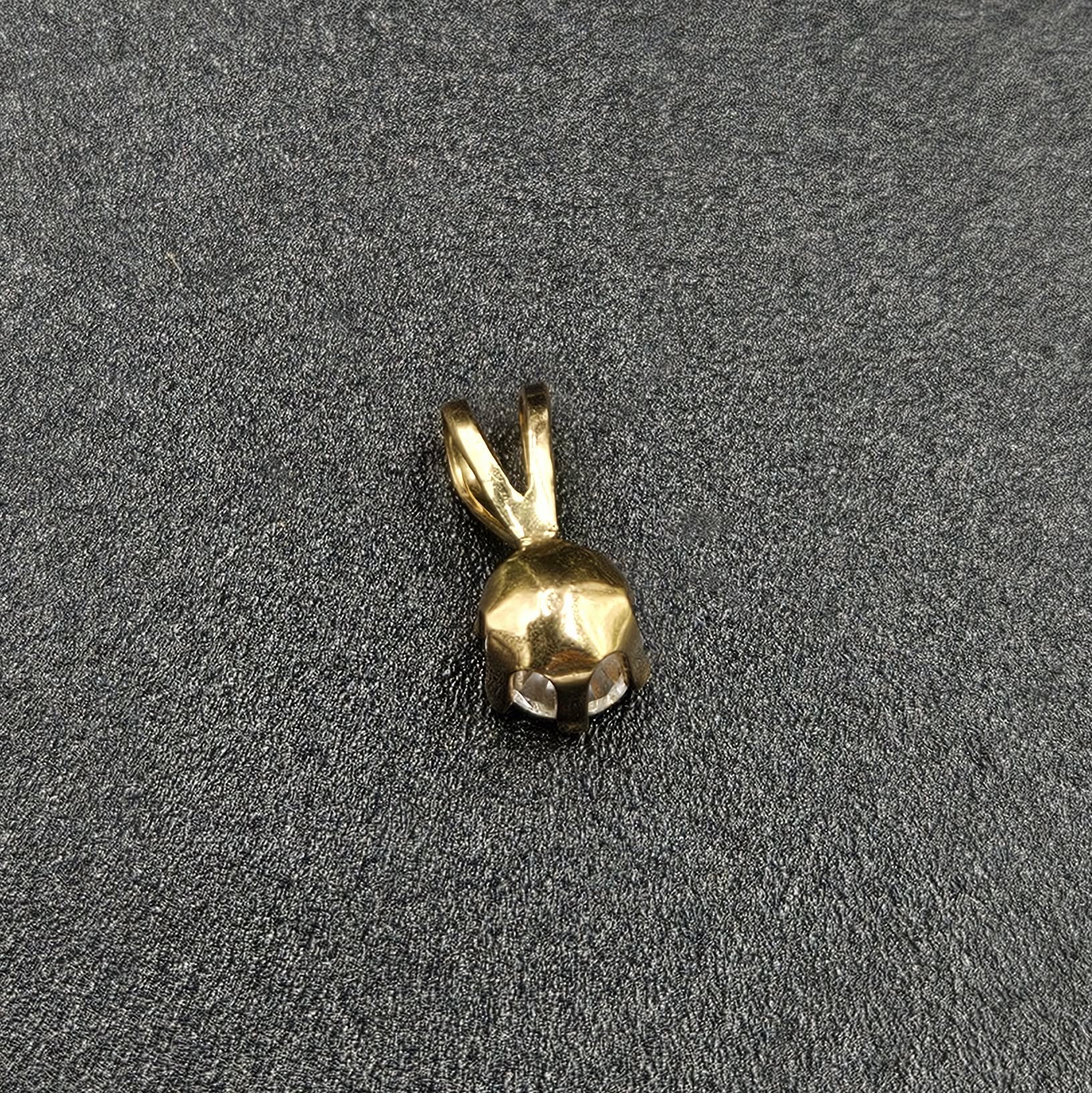 9ct Yellow Gold Cubic Zirconia Pendant