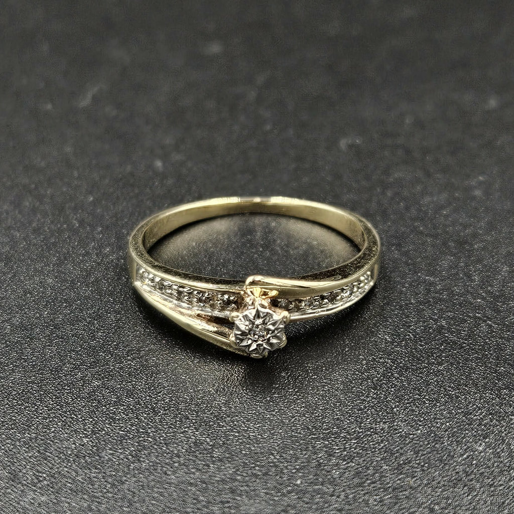9ct Yellow Gold Diamond Ring