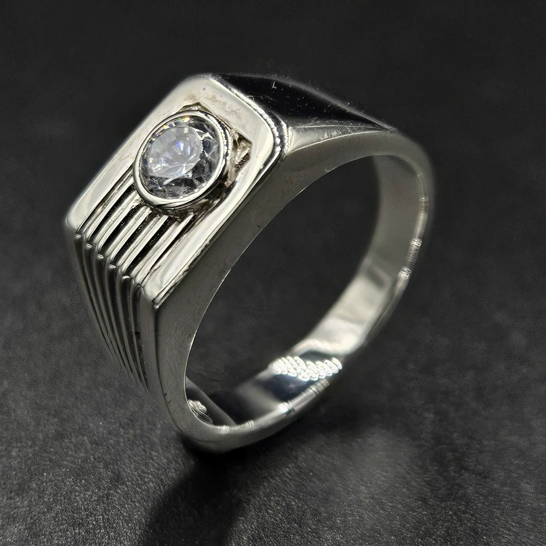 New Sterling Silver Cubic Zirconia Ring