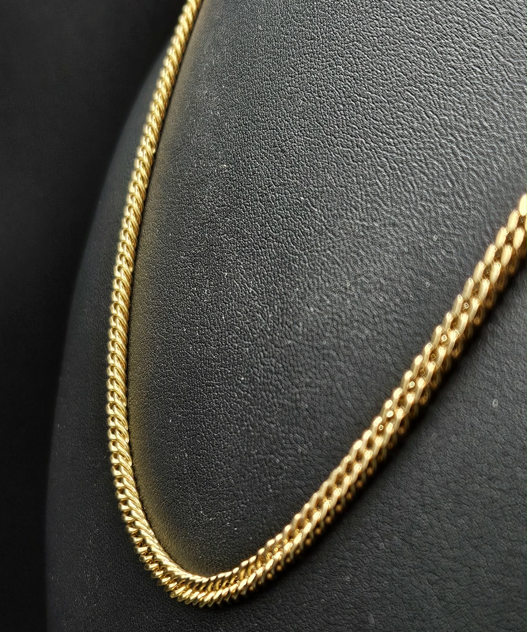 9ct Yellow Gold Necklace