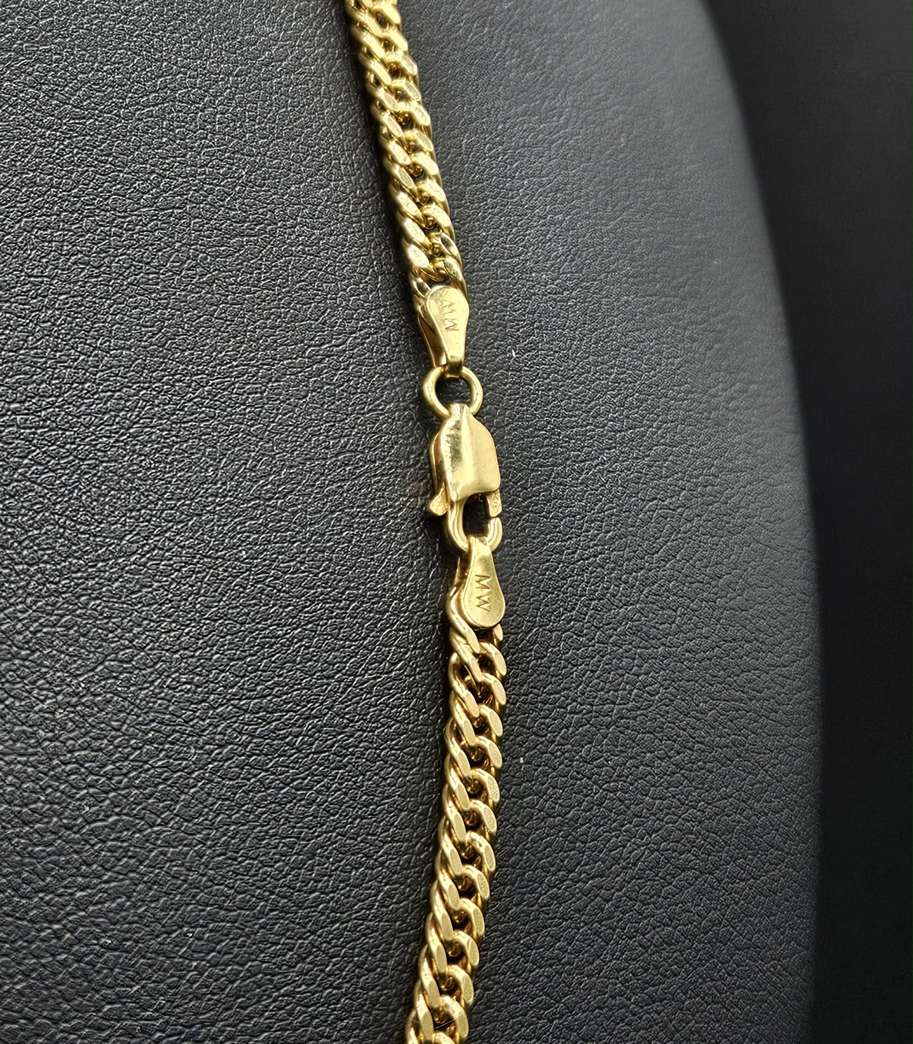9ct Yellow Gold Necklace