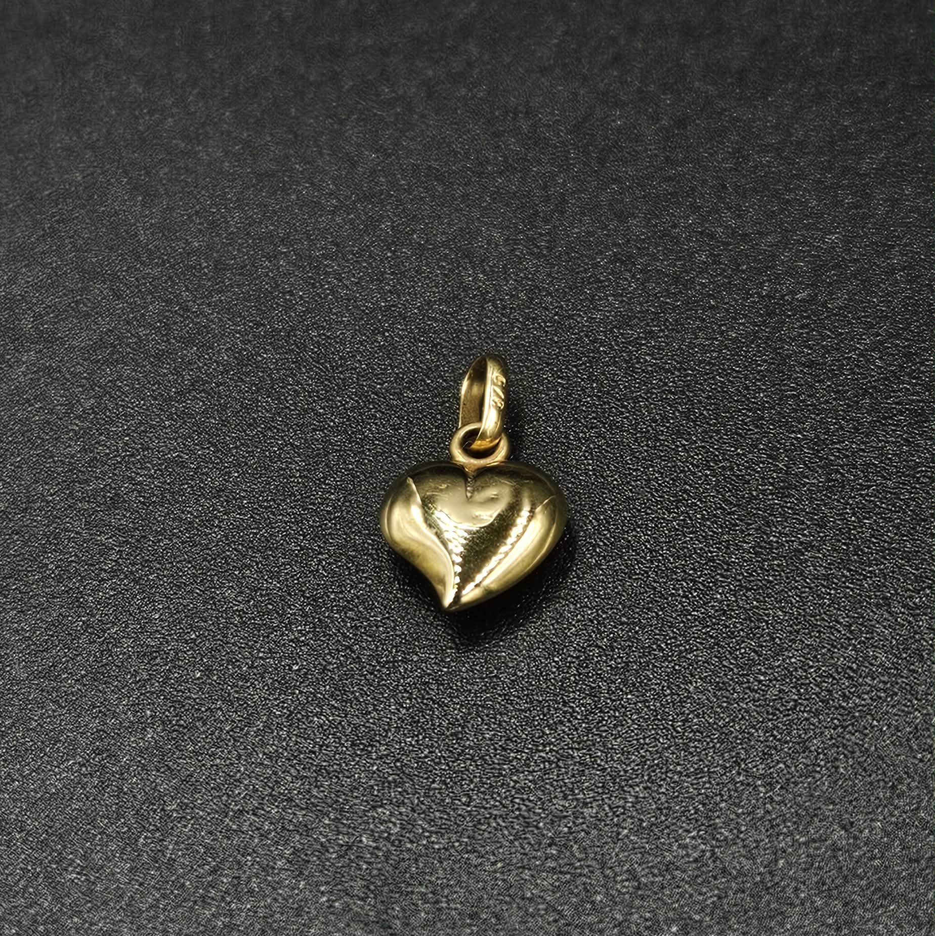 9ct Yellow Gold Heart Pendant