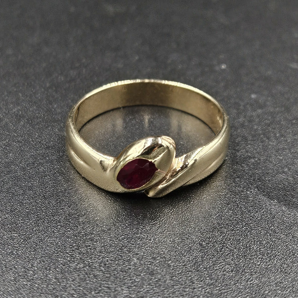 9ct Yellow Gold Ruby Snake Ring