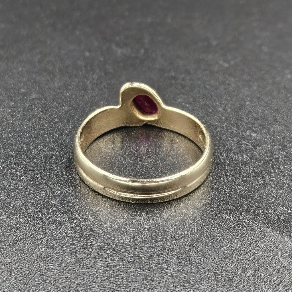 9ct Yellow Gold Ruby Snake Ring