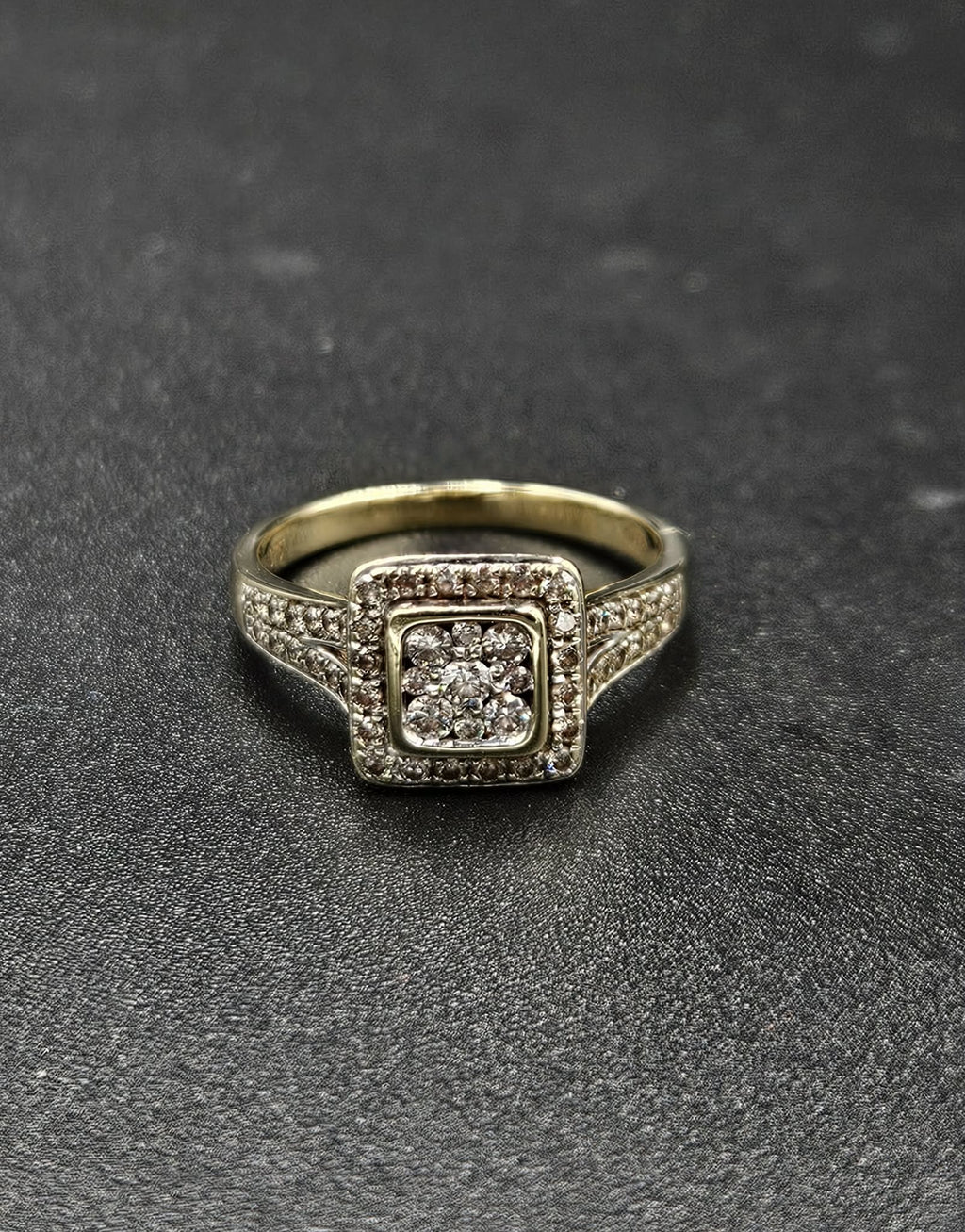 9ct Yellow Gold Diamond Ring
