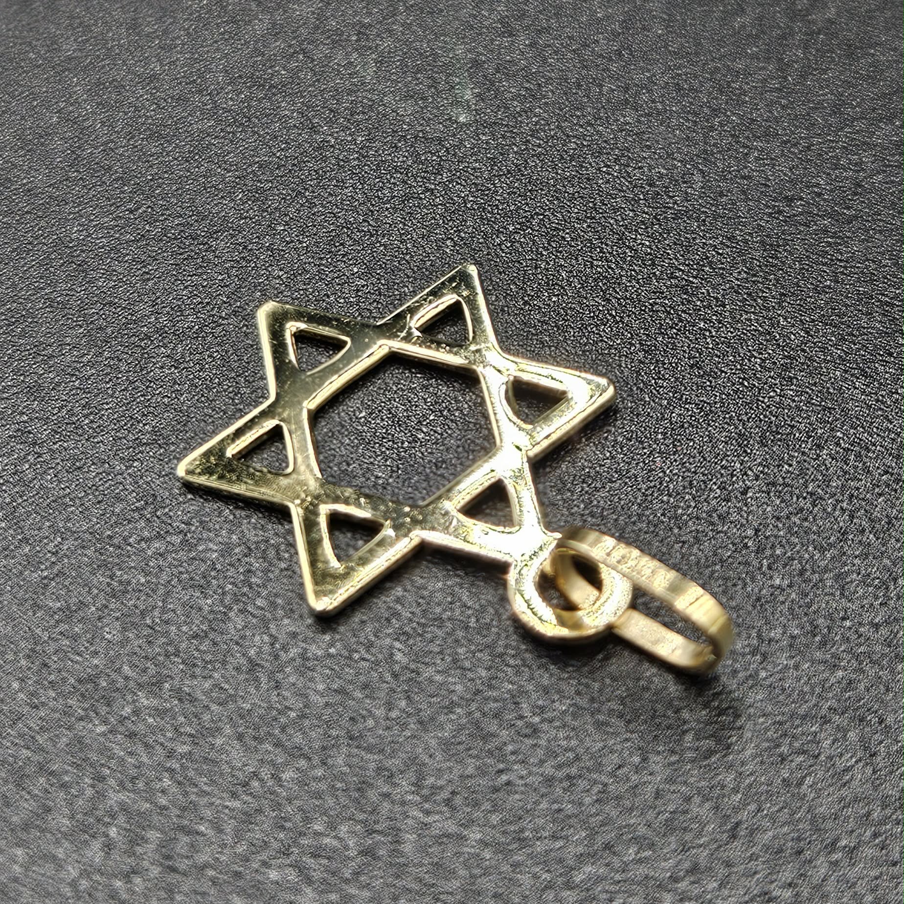 9ct Yellow Gold Star of David Pendant