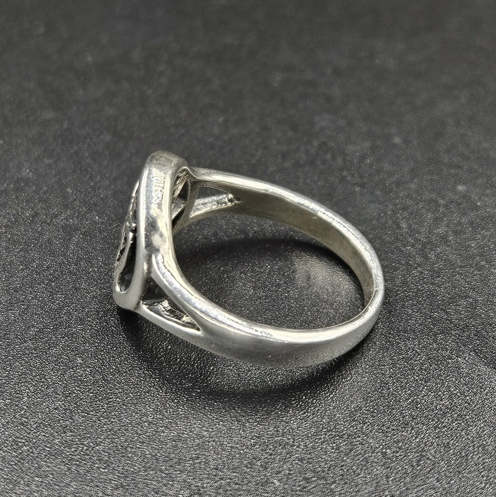 Silver Symbolic “Om” motif Ring