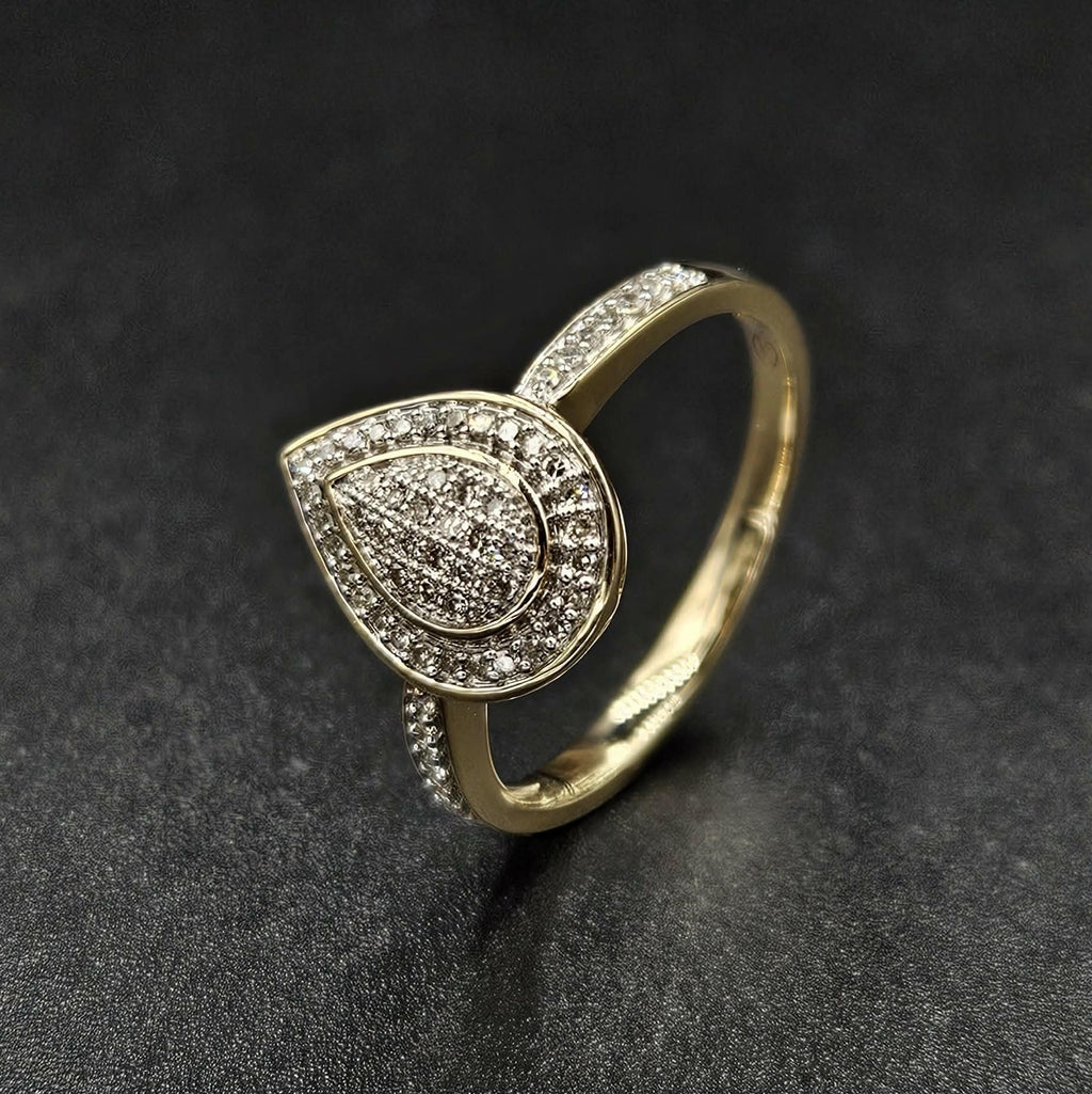 9ct Yellow Gold Diamond Teardrop Style Ring
