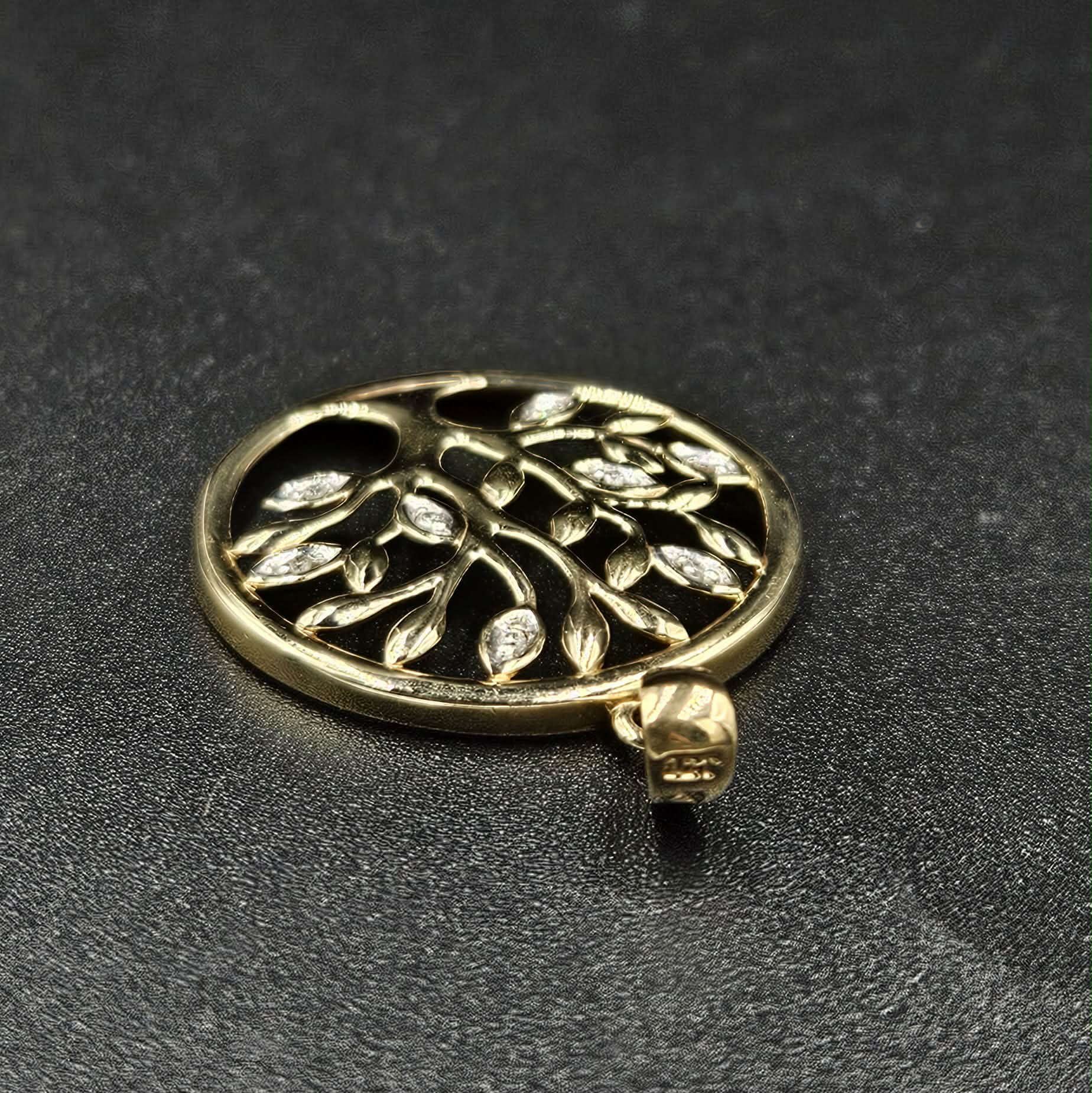 9ct Yellow Gold Diamond Tree Of Life Pendant