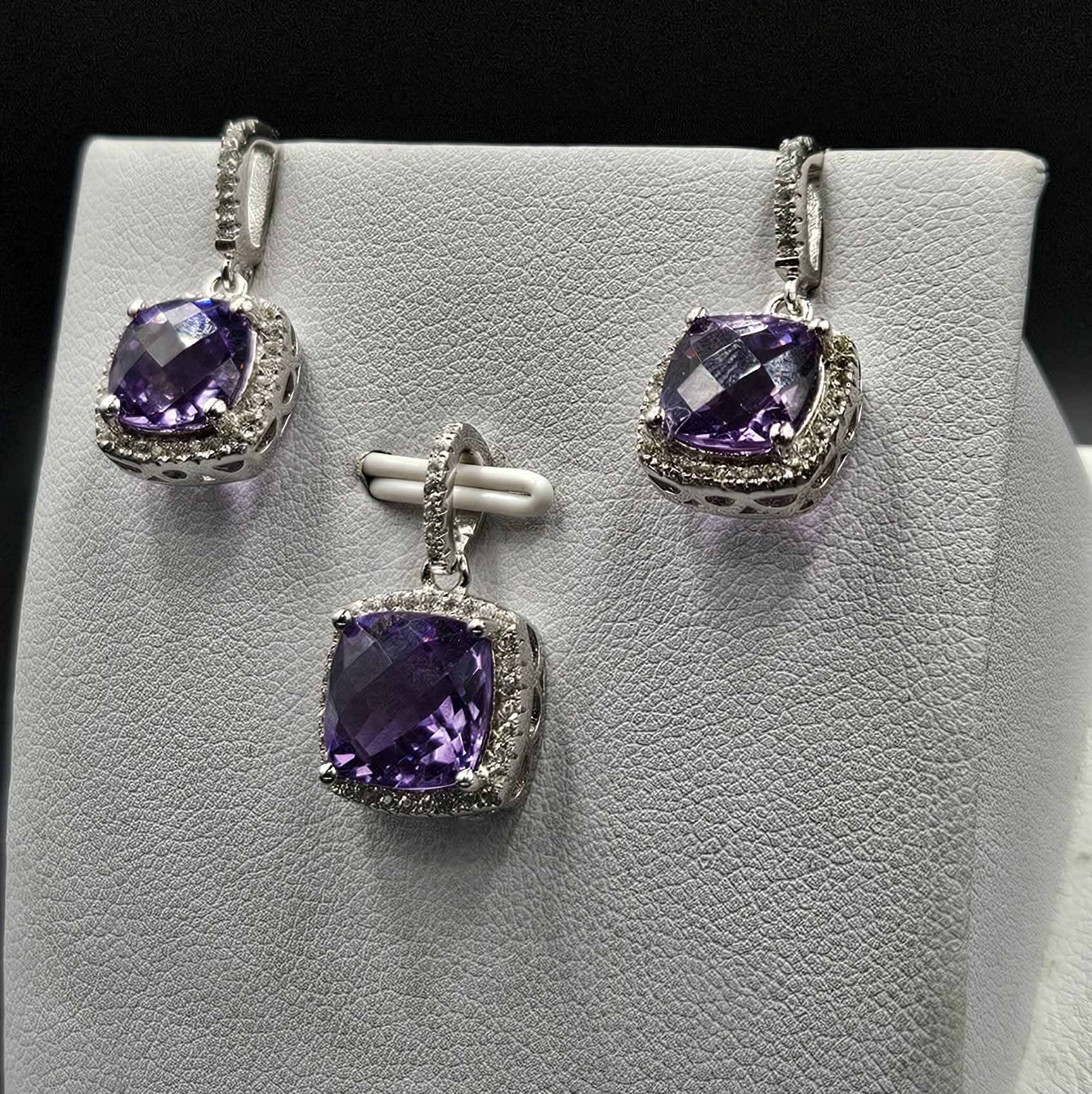 Brand New, Never worn 925 Sterling Silver Pink Amethyst & Cubic Zirconia Pendant & Earrings set