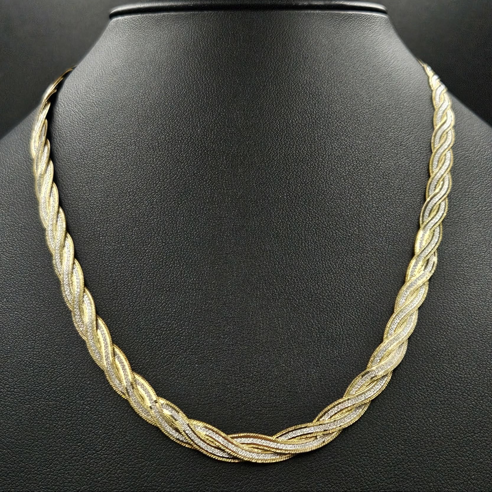 9ct Yellow & White Gold Necklace