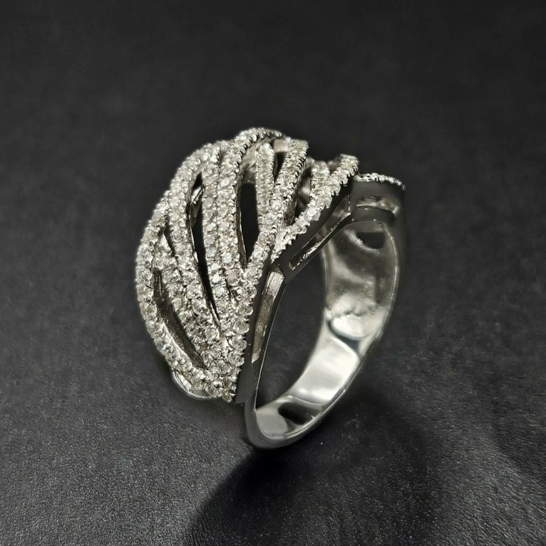 Brand new Sterling Silver Cubic Zirconia Ring