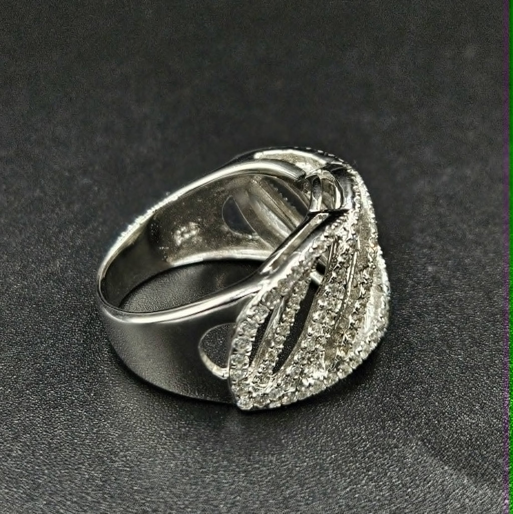 Brand new Sterling Silver Cubic Zirconia Ring
