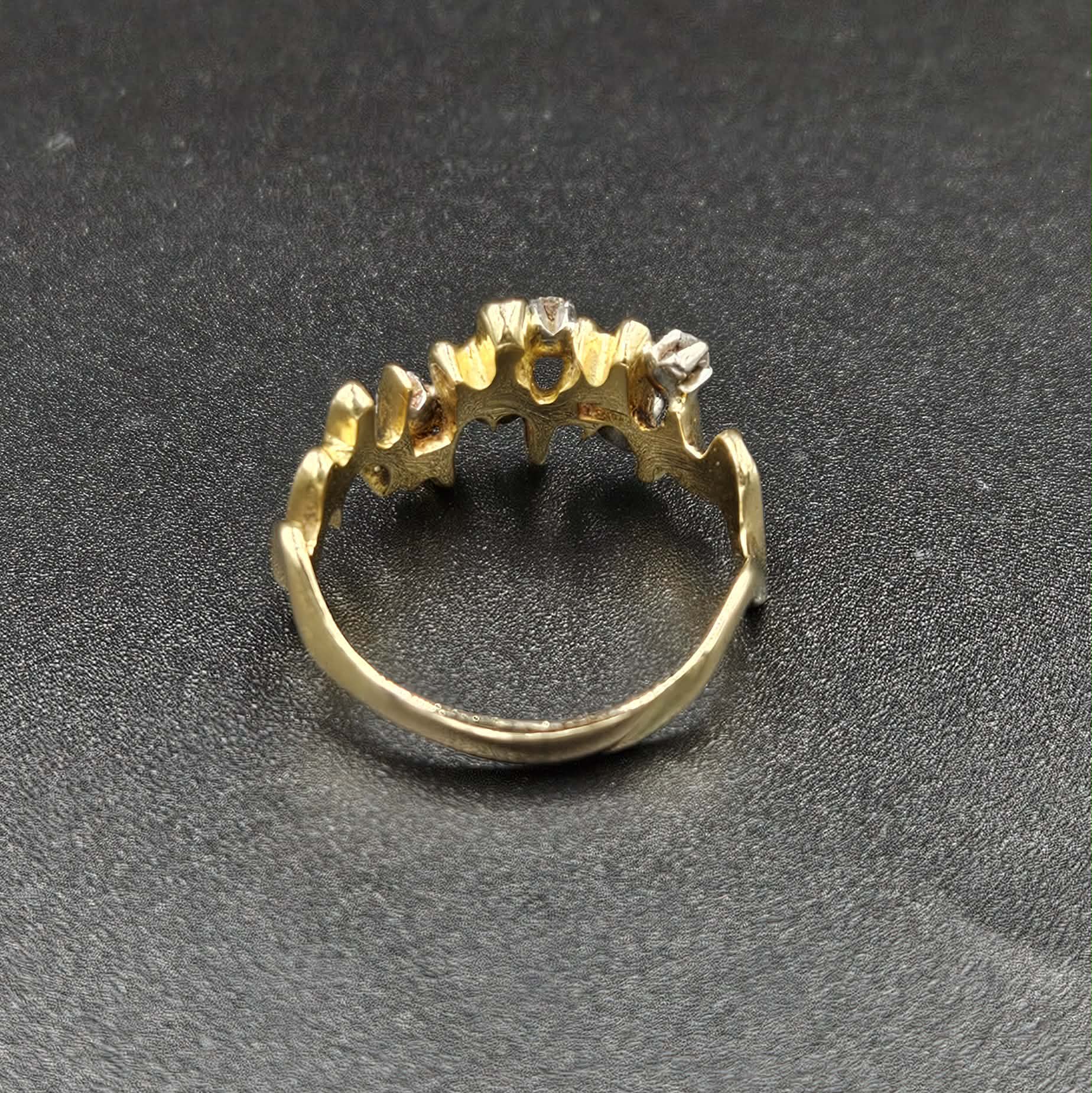 18ct Yellow gold Diamond Vintage Ring