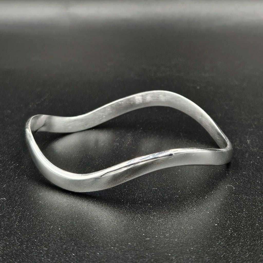 Silver Plated Wavy Bangle
