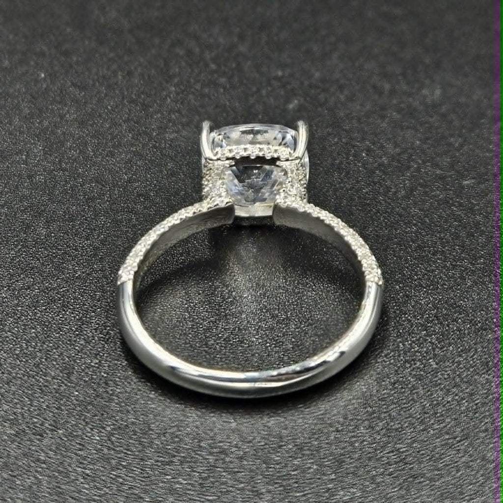 10ct White Gold Cubic Zirconia Size P Ring