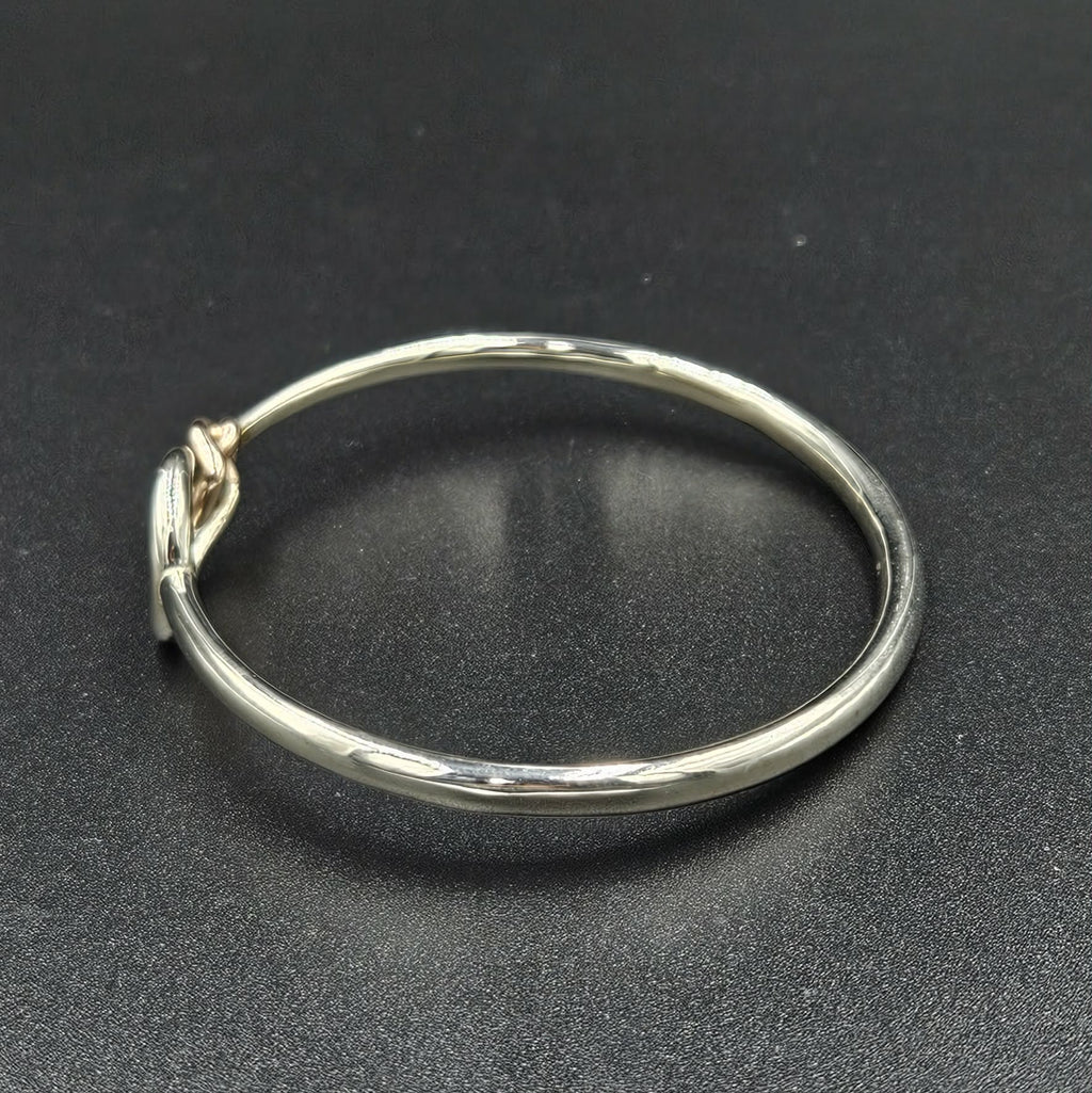 9ct White Gold Interlocking Bangle